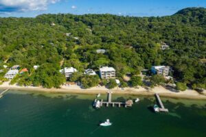Home for sale in West Bay Roatan